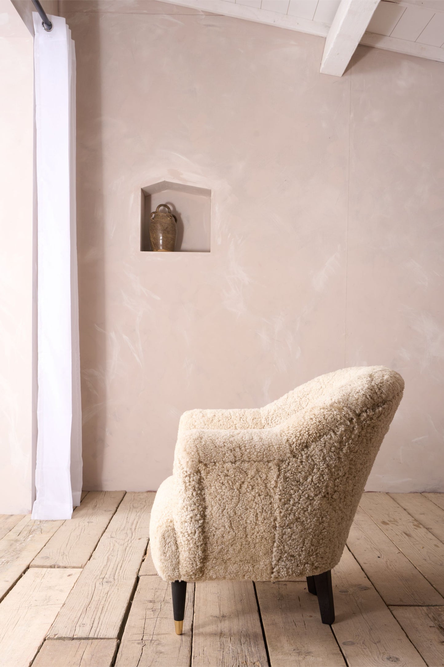 The 'Milo' Sheep wool armchair